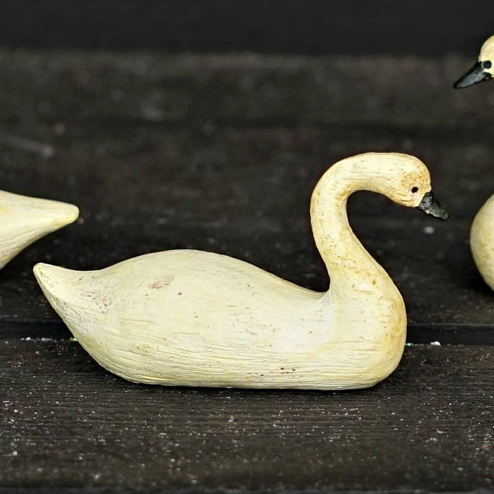 Impressive Enterprises, Inc. - Wholesale Decorative Tabletop Object - 63400- Set of 3 Mini Ivory Swans-Poly Resin-4.5Lx1.75Wx2.5in
