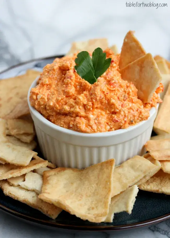 Muranda Cheese - Wholesale Cheese - Red Rider Roasted Red Pepper Cheddar Cheese2