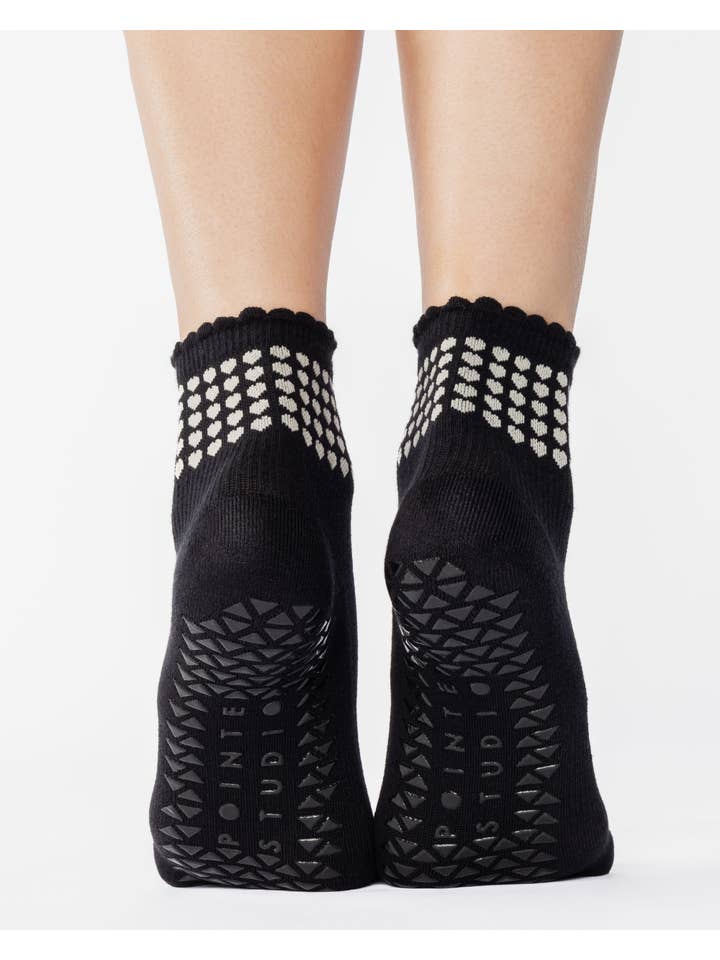 Pointe Studio - Wholesale Socks - Women's - Women's Sweetheart Ankle Grip Sock– No Slip Cotton Blend for Pilates & Barre3
