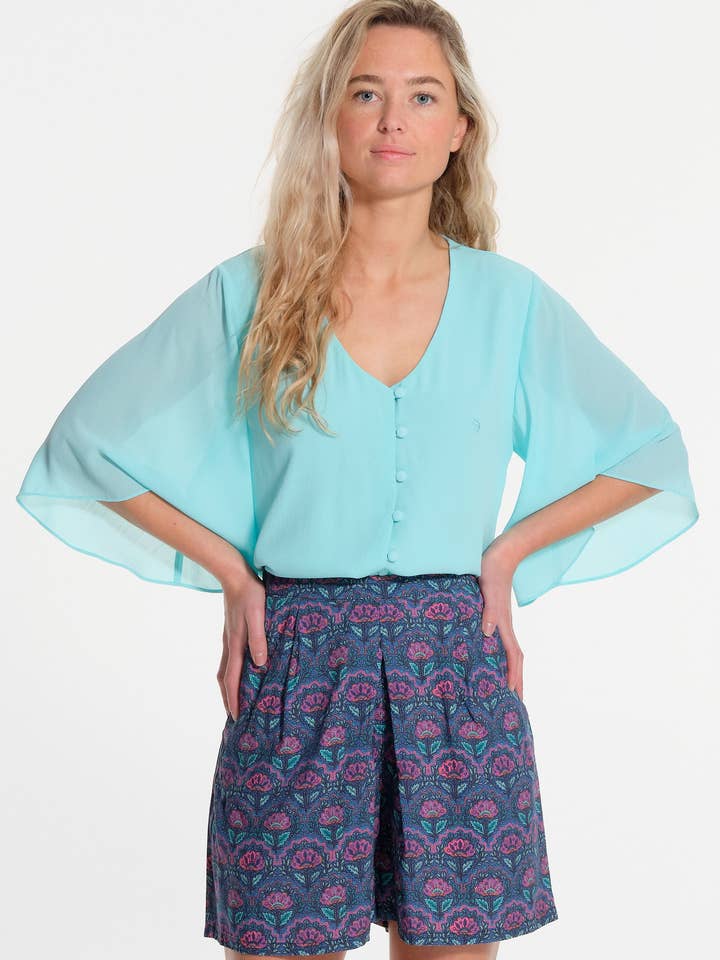 Chemisier vert avec manches larges pour la vente par J&JOY