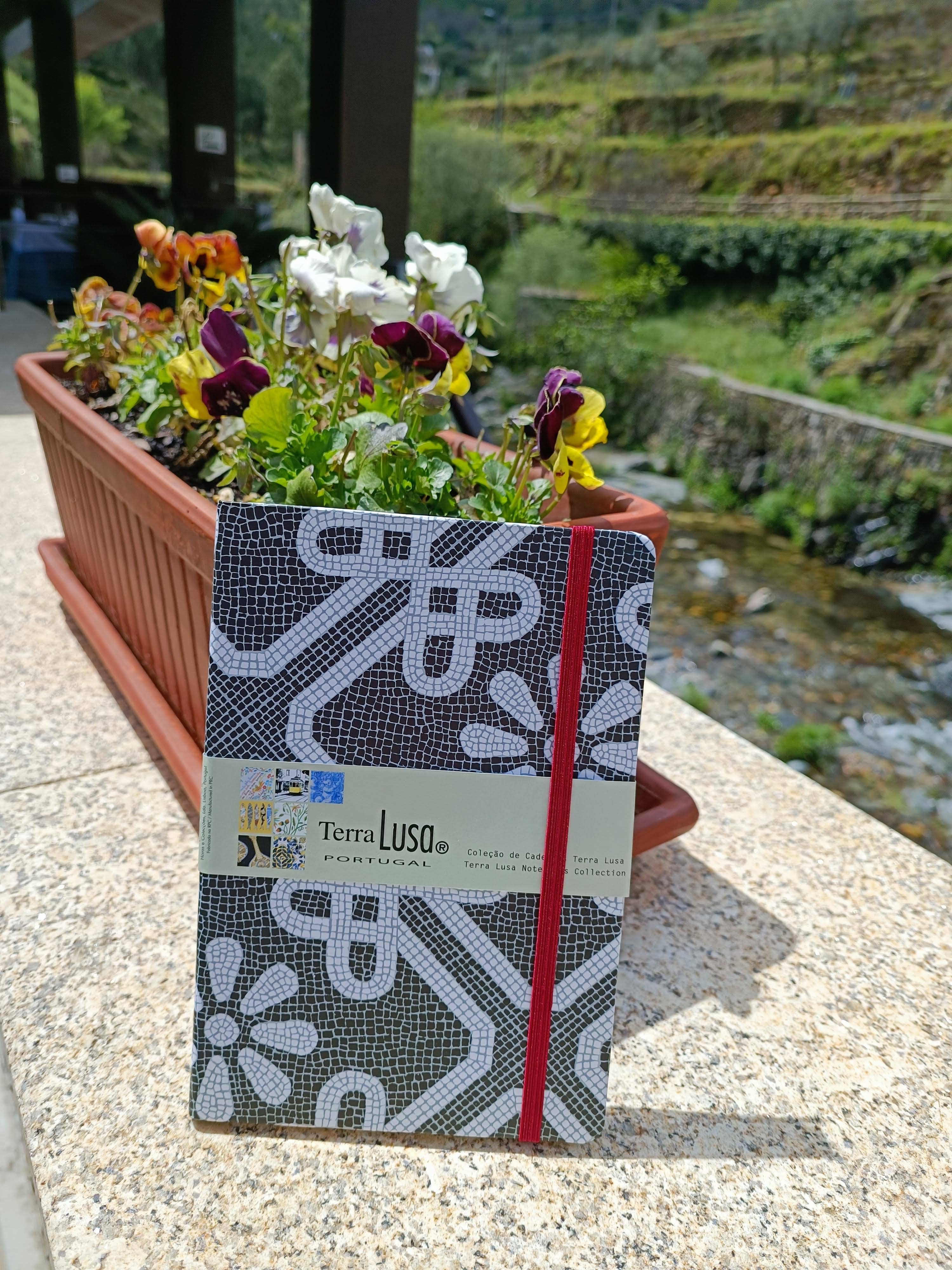 Terra Lusa - Wholesale Notebook - Notebook Portuguese Sidewalk1