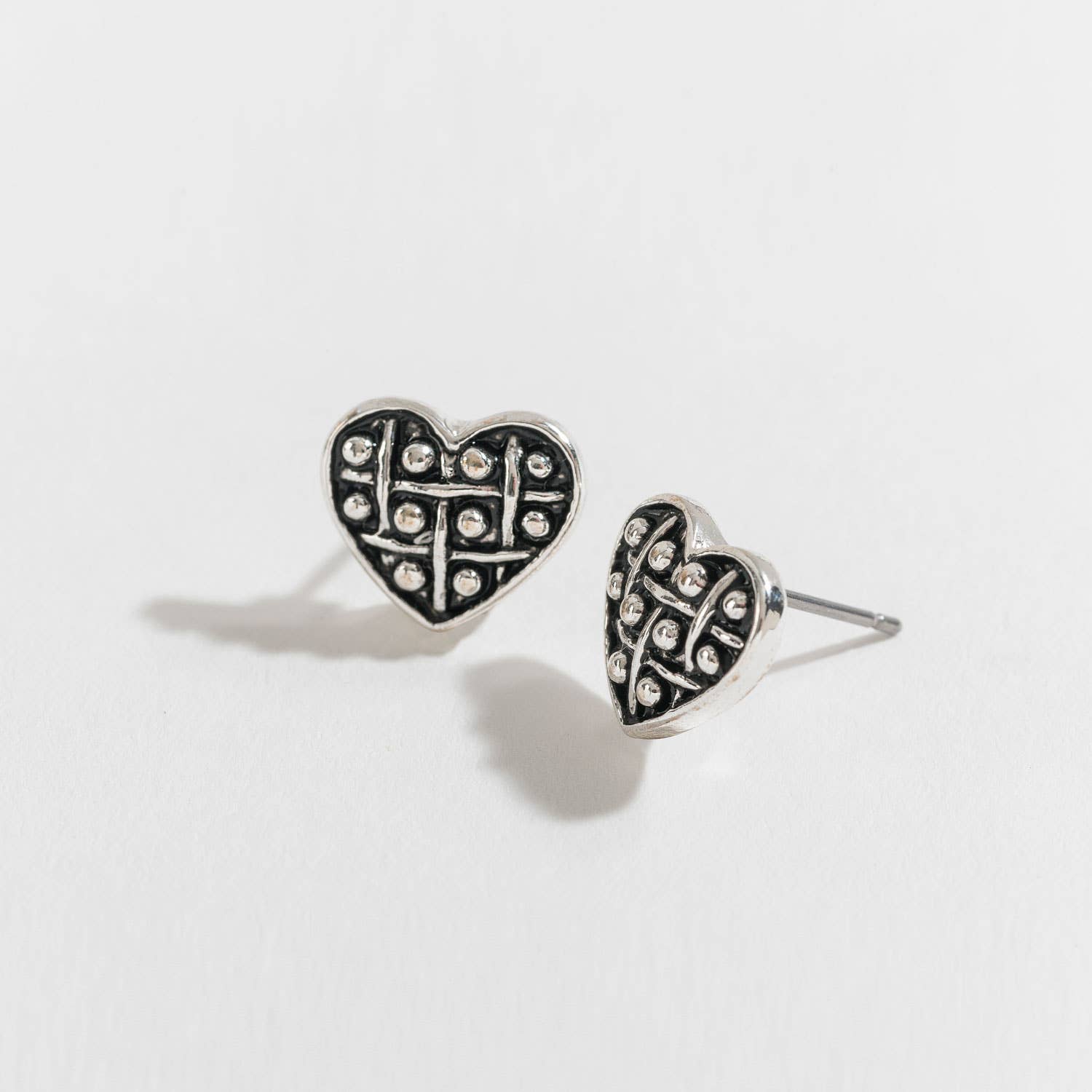 Howard's - Wholesale Stud/Post Earrings - Antique Heart Ear Sense Stud Earrings1