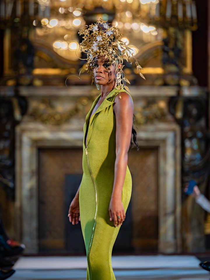 crimson green Bisa Dress for wholesale on Faire3