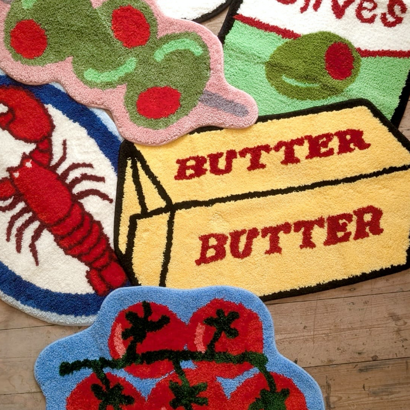 Harriet Says Hi – wholesale Bath mat – Tomato Bath Math2