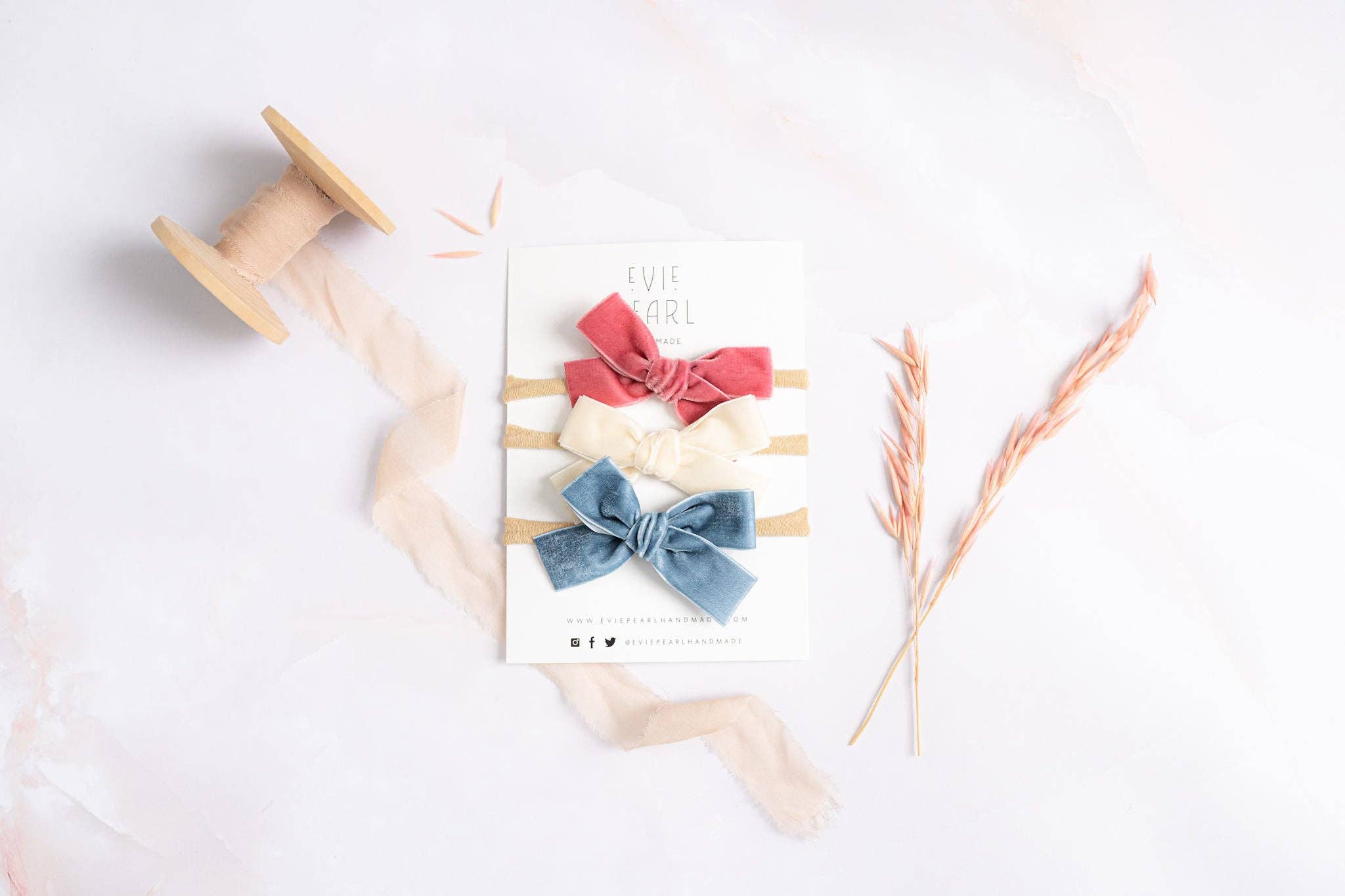 Evie Pearl Handmade LLC - Vendita all'ingrosso Fiocco per capelli - Bambini - Classic Mini crema vellutata6