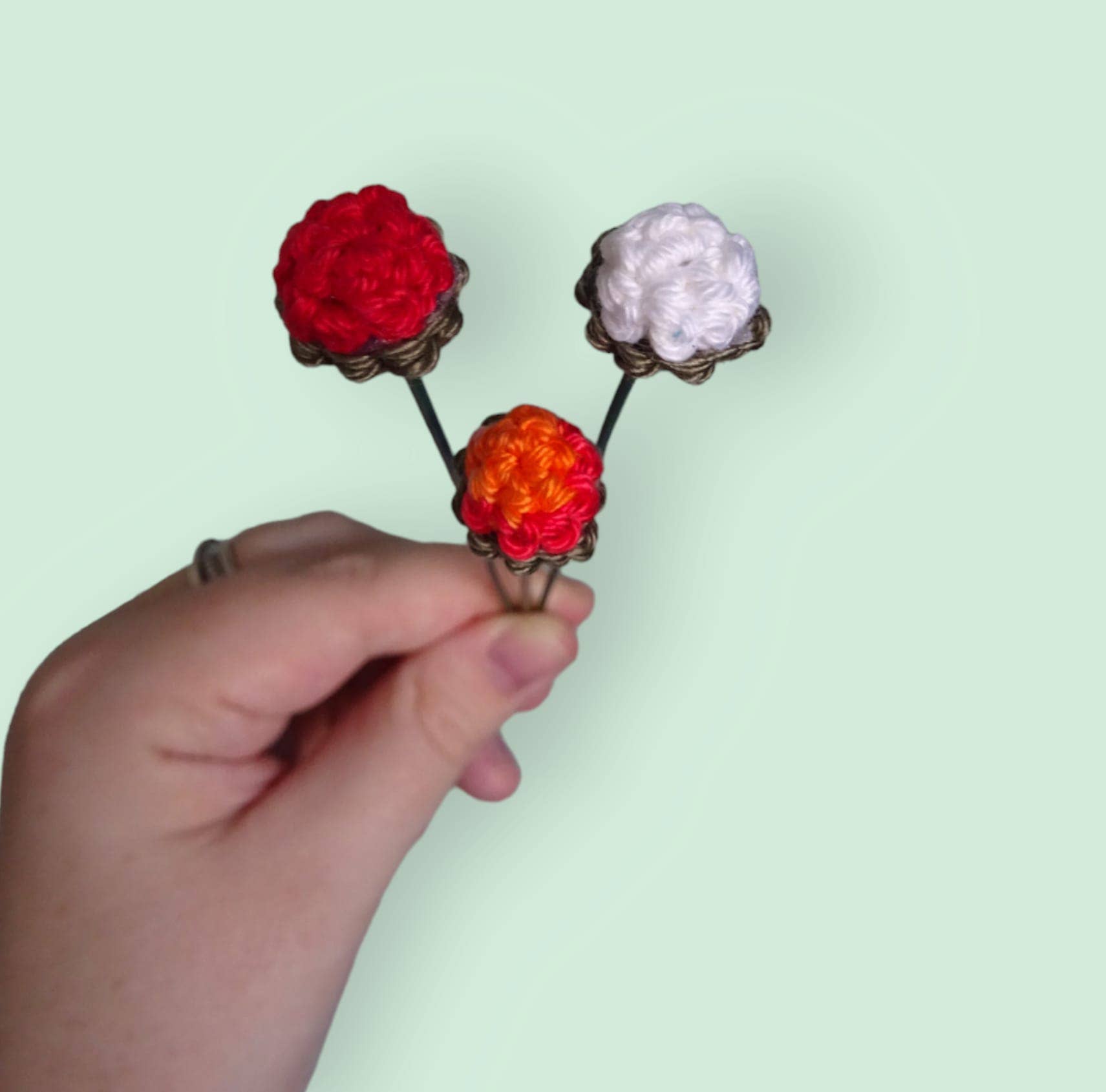 Knuffelsenzo - Wholesale Artificial Flowers - Flower button3