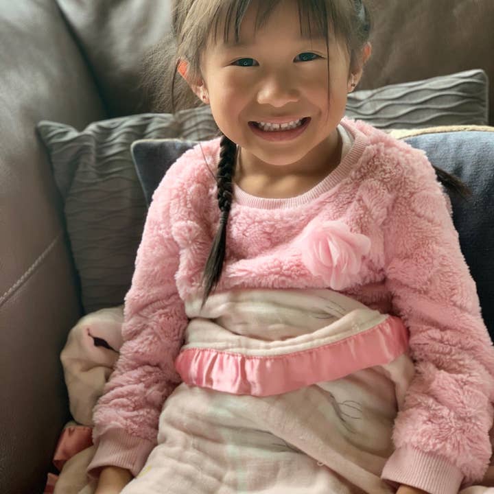 Manta Swans para niños pequeños de 4 capas, ribetes de satén o punto para venta al por mayor de Bambino Land