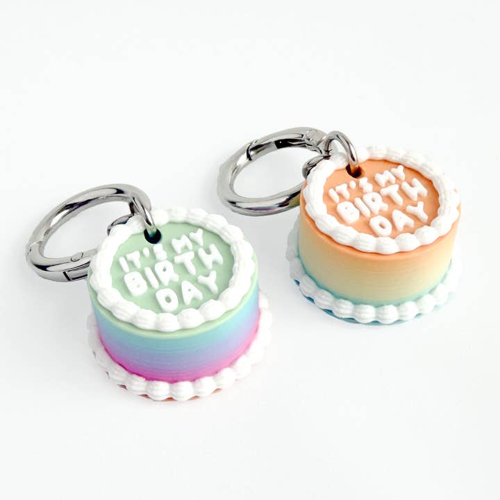 Vintage Verjaardagstaart Huisdierlabel – “Het is Mijn Verjaardag” voor wholesale door Silly Goose Pets