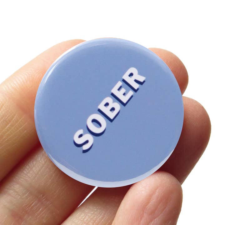 SOBER Pinback-knapp Torr januari Sober present för wholesale av Word For Word Factory