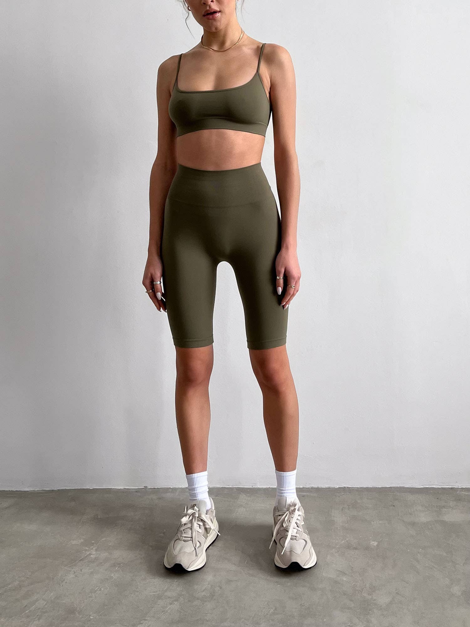 SIAWEAR - Wholesale Athletic Shorts - Women's - Leggings Bike Shorts 120 den. IGUANA Yoga Pilates 🇮🇹0