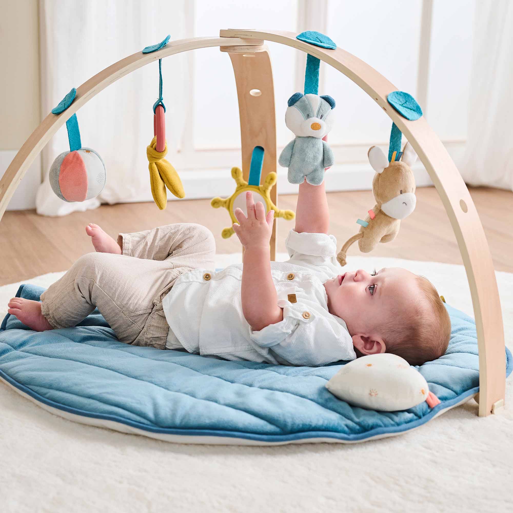 Hippychick – wholesale Play mat – Kids & baby – Nattou Felix and Leo - Playmat With Wooden Arch2