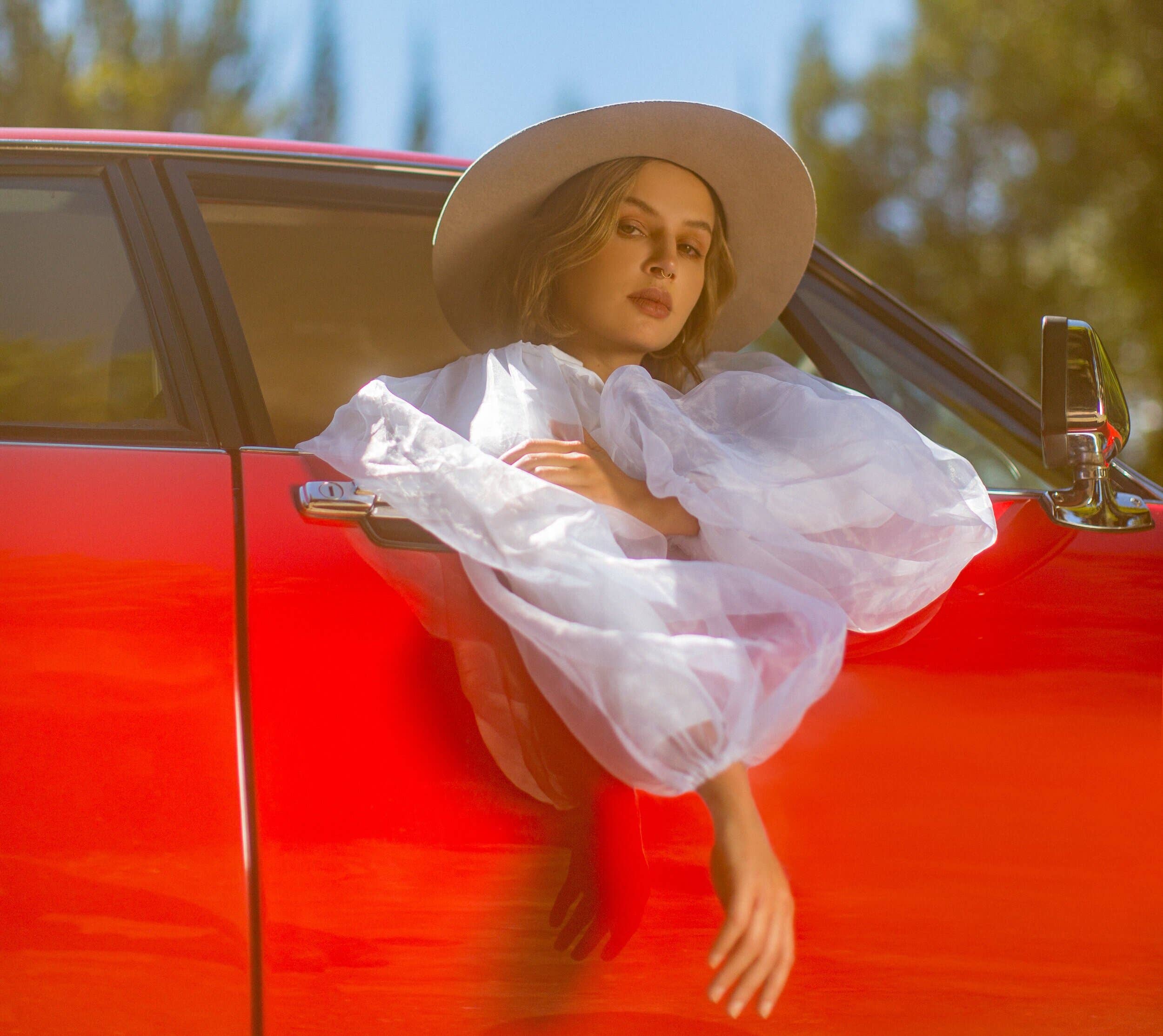 Elegancia Tropical Genuine Panama Hats - Wholesale Fedora - Unisex - Cordobés Style Beige Fine Fall Felt Hat - Unisex4