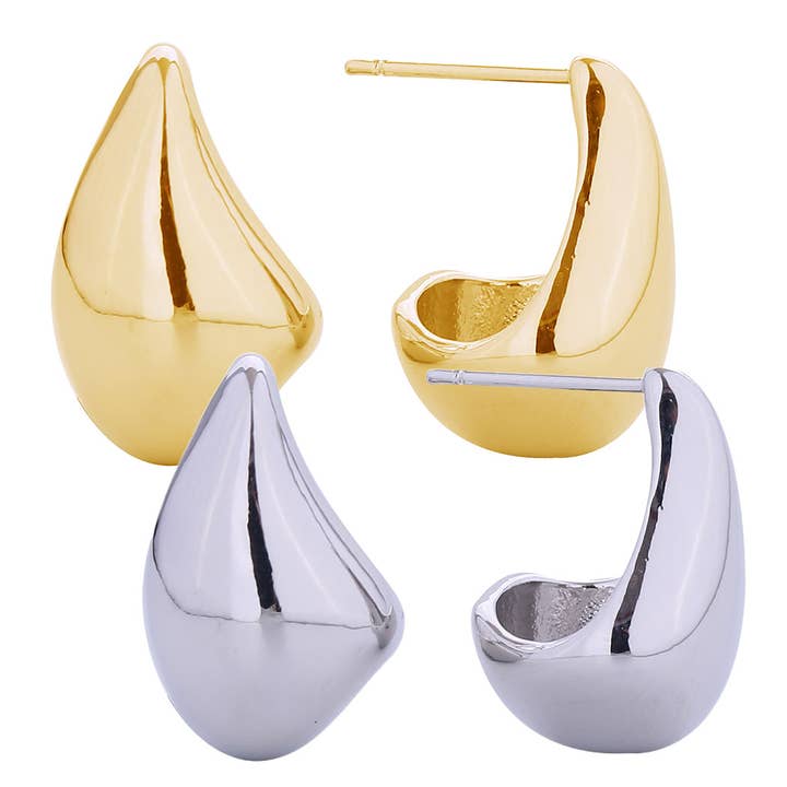 Clous d'oreilles à tige en forme de goutte d'eau en or 14 carats pour la vente par Fashion City