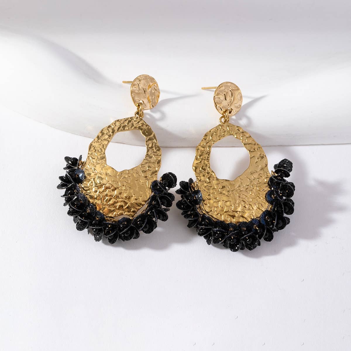 Lovelika - Wholesale Dangle Earrings - Colorful dangling earrings - Liora3