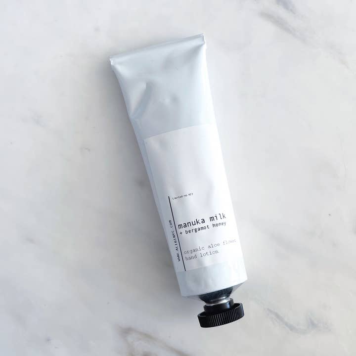 ALIBI NYC - Wholesale Hand Cream/Lotion - MANUKA MILK+BERGAMOT HONEY | ORGANIC ALOE FLOWER HAND LOTION0