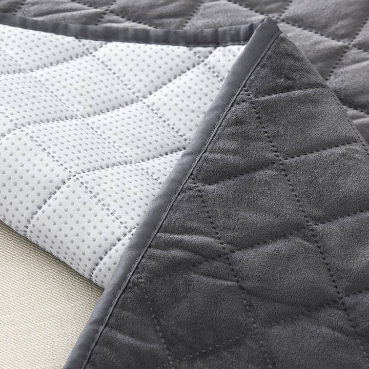 LaNovenaNube - Wholesale Chair/Sofa Slipcover - Glamour Velvet Sofa Topper1