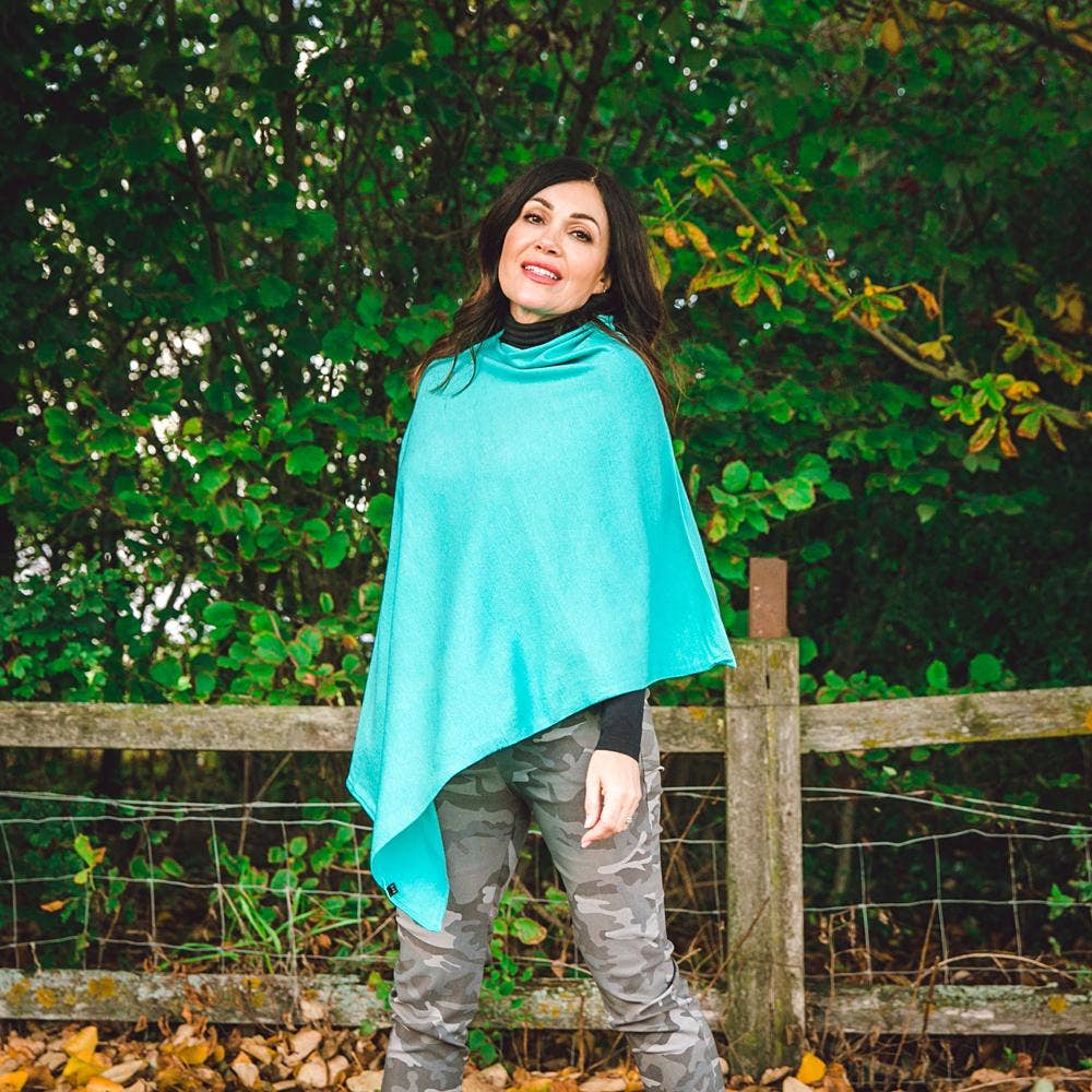 Tilley & Grace – wholesale Poncho – Women's – Tilley Poncho16