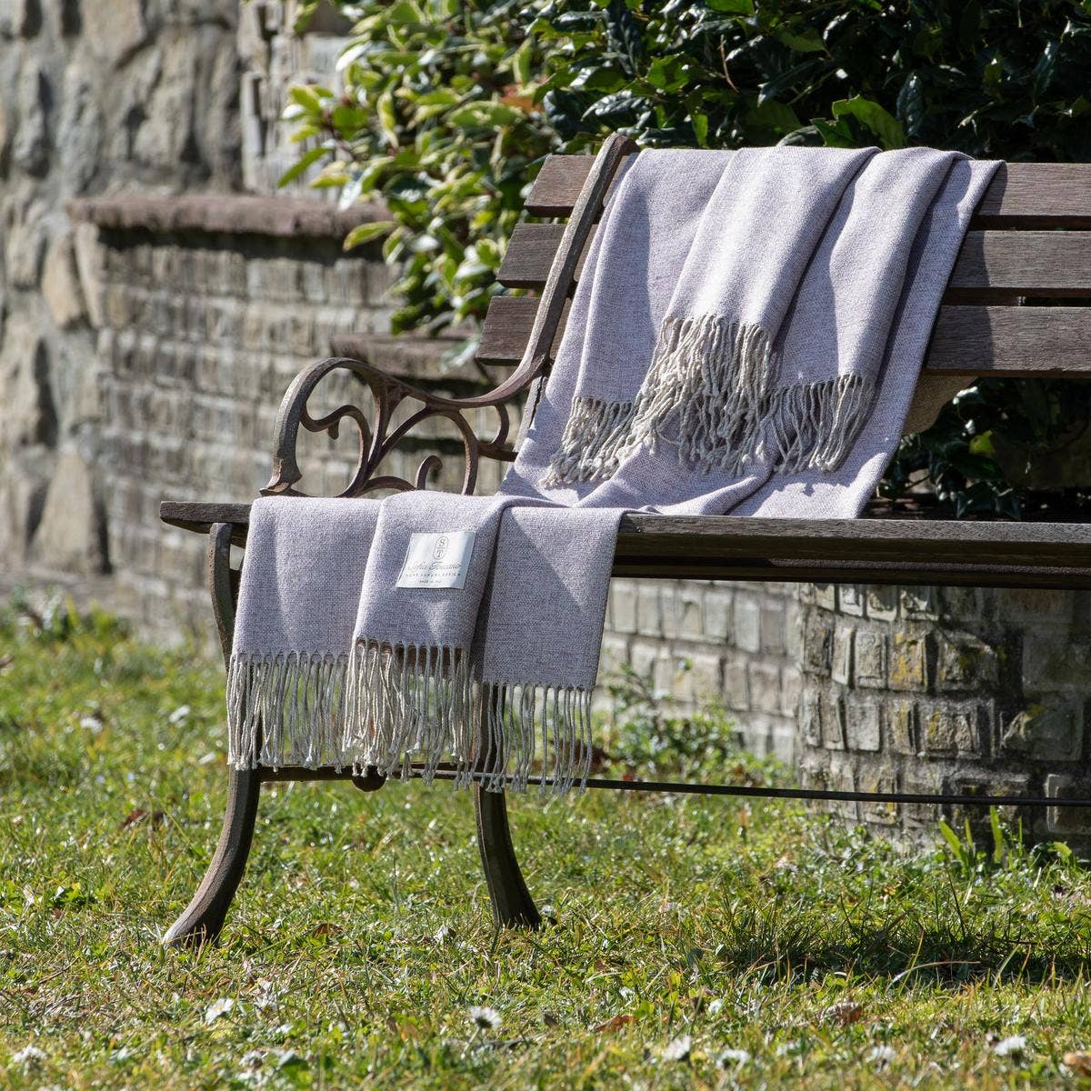 SOFIA TOSCANO - Vente Plaids - Jeté de table15