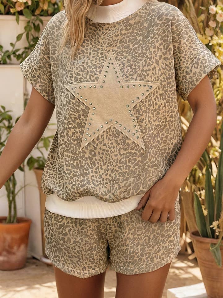 LAS-LIVE Ensemble short color-block léopard avec étoile cloutée (S-XL) pour la vente par LA Society