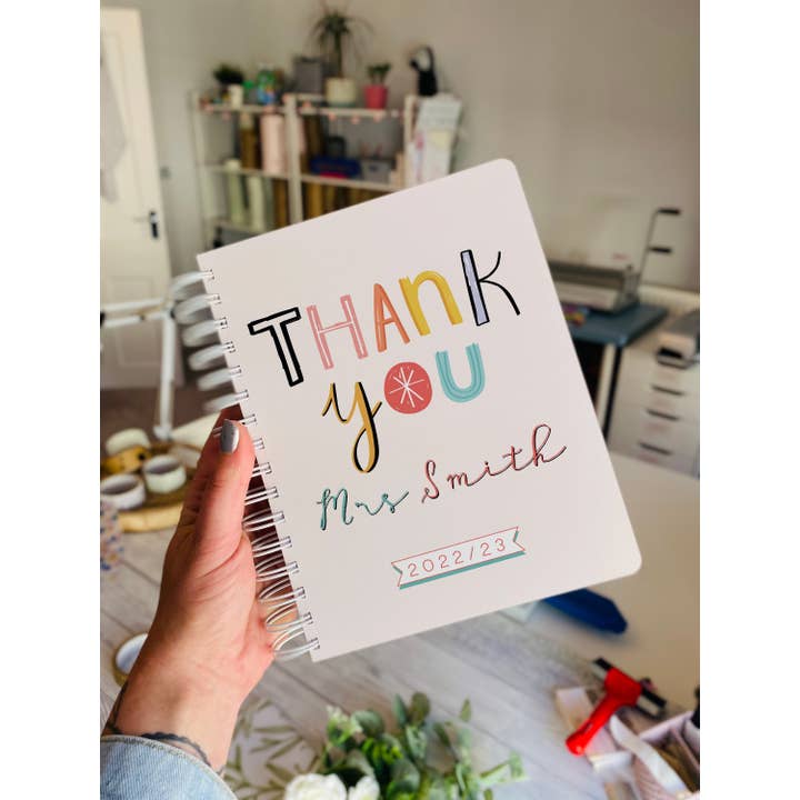 Persoonlijke Lerarenplanner 2025 met Gerecycled Papier voor wholesale door SR Creative Studio