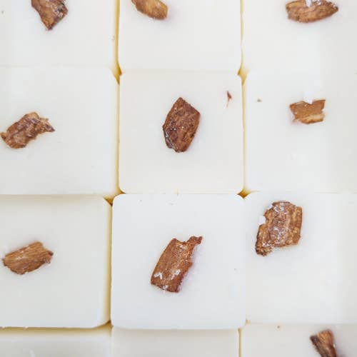 Gingerbread Pick & Mix Fragrance Melts, Box of 48 for wholesale by SÒLAS Home