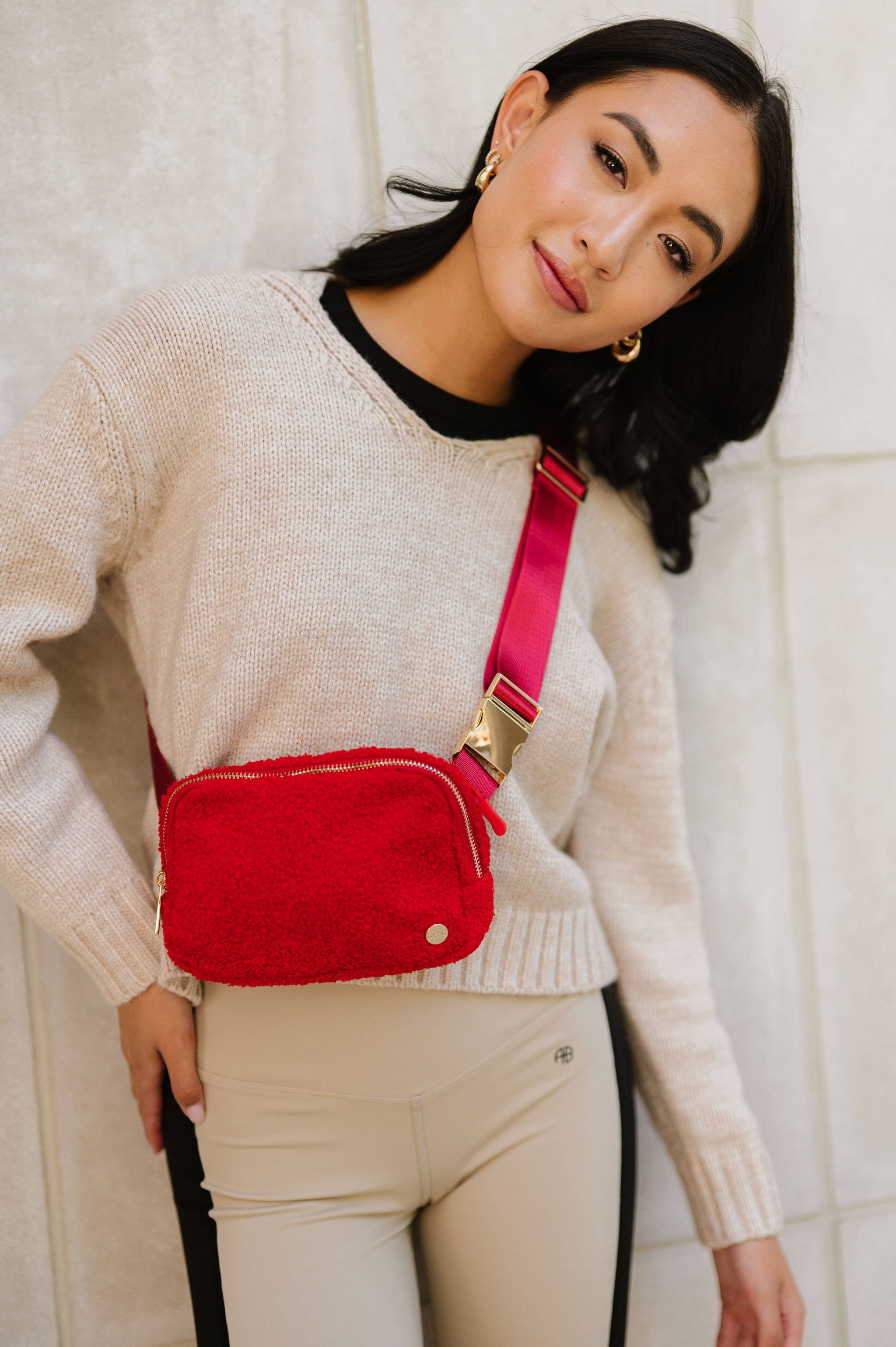 modern and chic - Wholesale Belt Bag - Women's - Aspen Sherpa Belt Bag - Crossbody Fanny Pack Waist Bag10