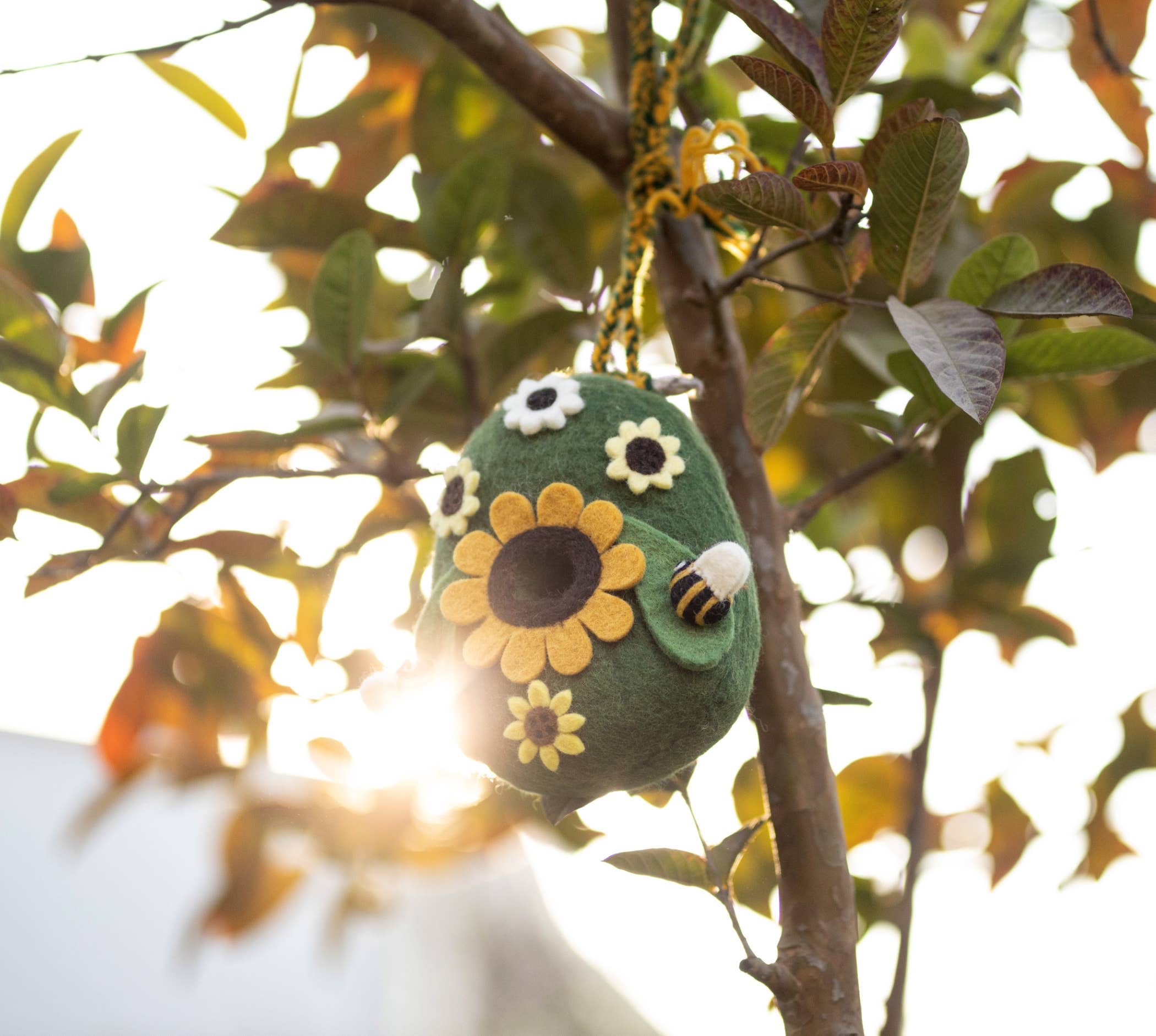 Everest Pet Supply & Gifts - Wholesale Bird House - Felted Birdhouse, Bees Den, Handmade, 100% Wool, Green2