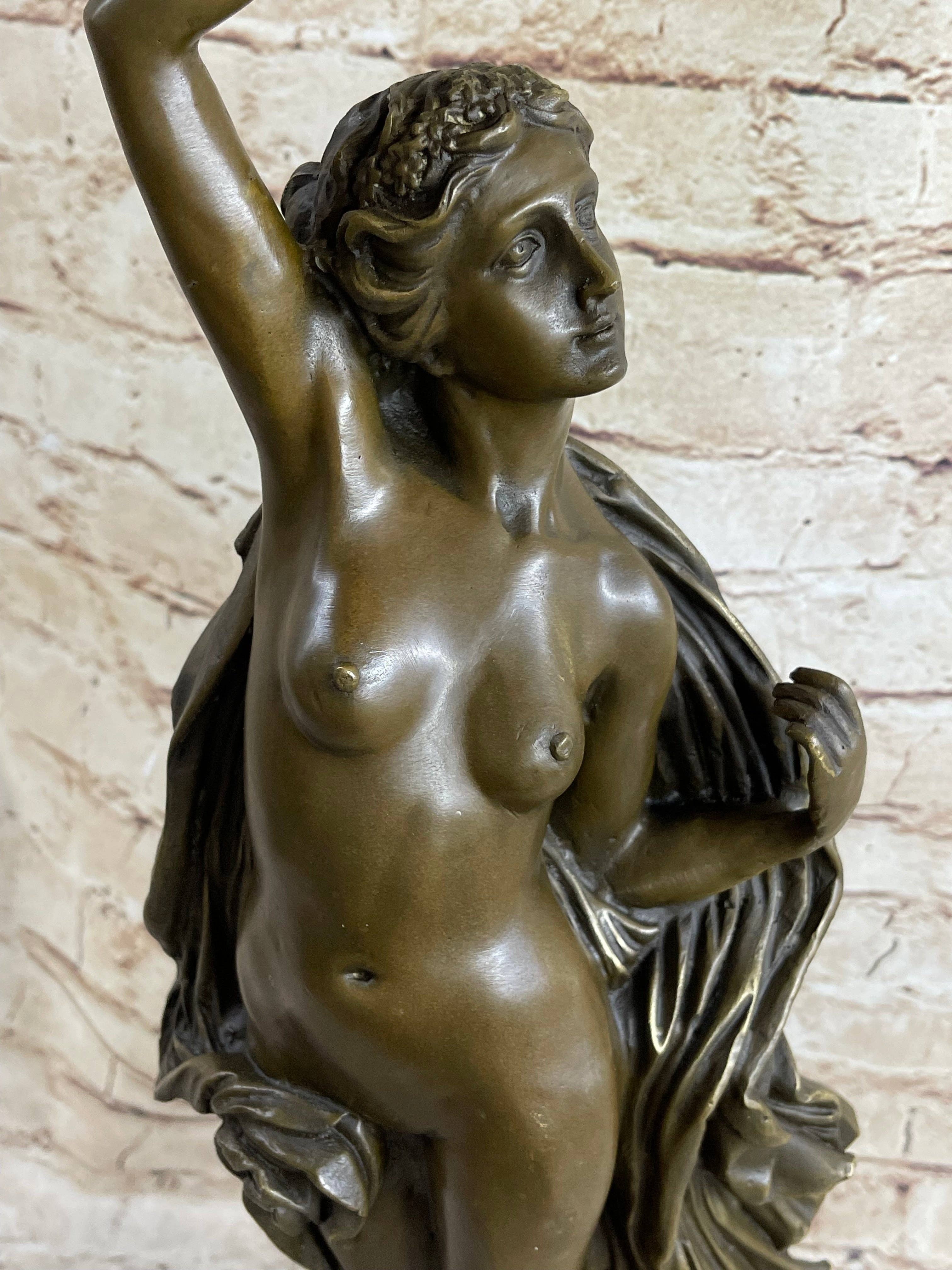 Bronzhaus - Wholesale Sculpture - Nude Roman Greek Goddess Female Figure Bronze Statue Sculpture 20" x 7"8