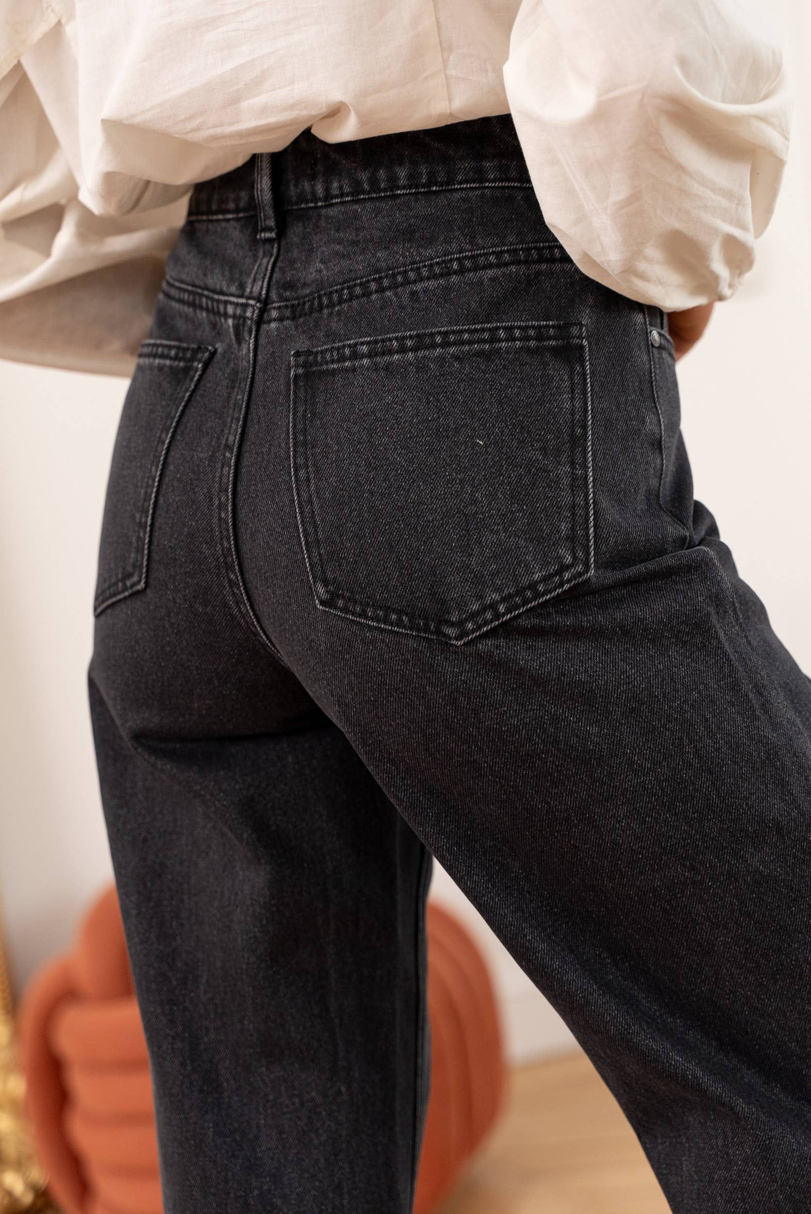 Oraije Paris – Engroshandel Jeans - Dame – Jean Raphael skærer bredt6