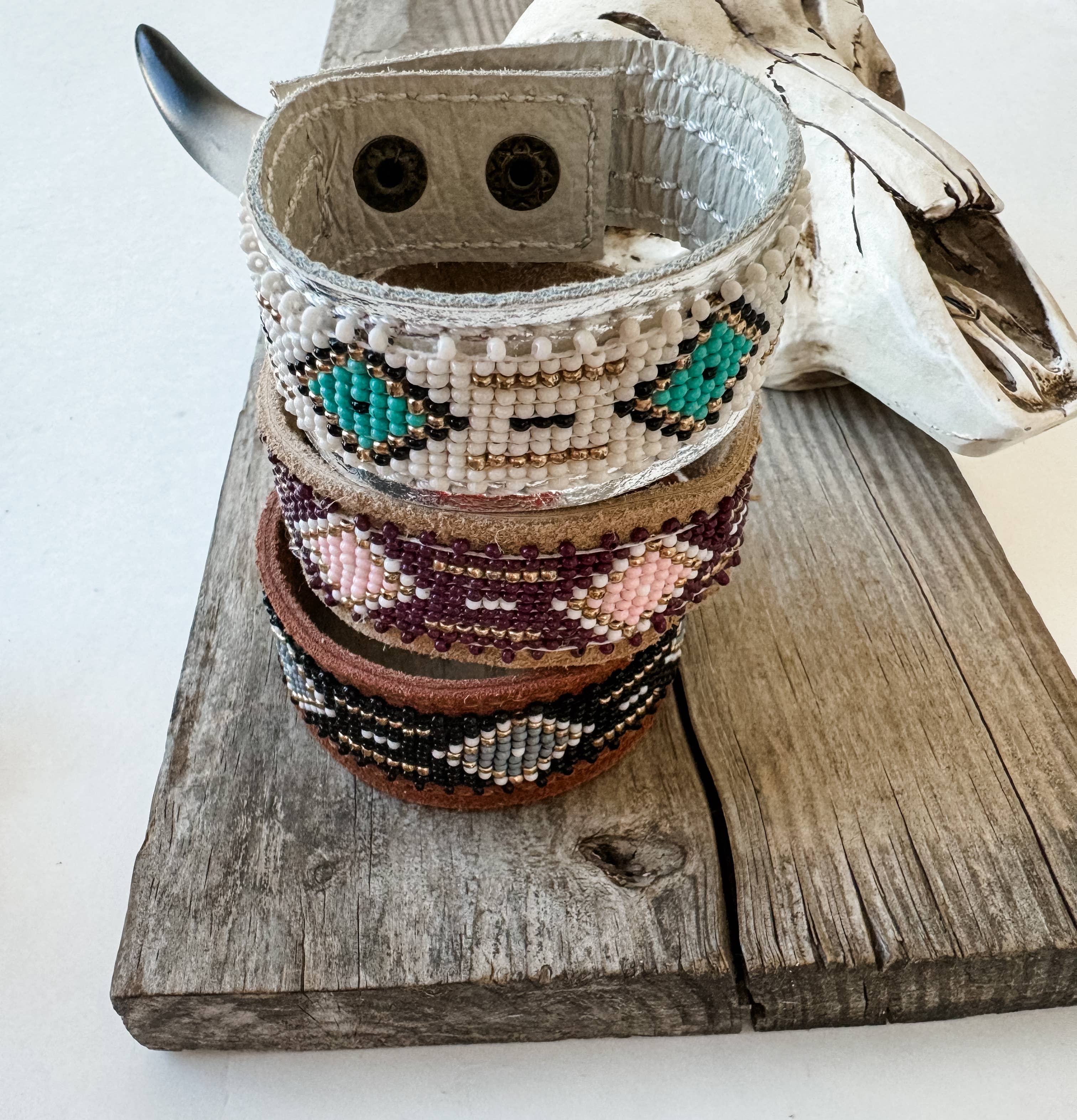 Boho Ranch Shop - Wholesale Cuff Bracelet - Western Aztec Pattern Seed Bead Leather Cuff Bracelet4