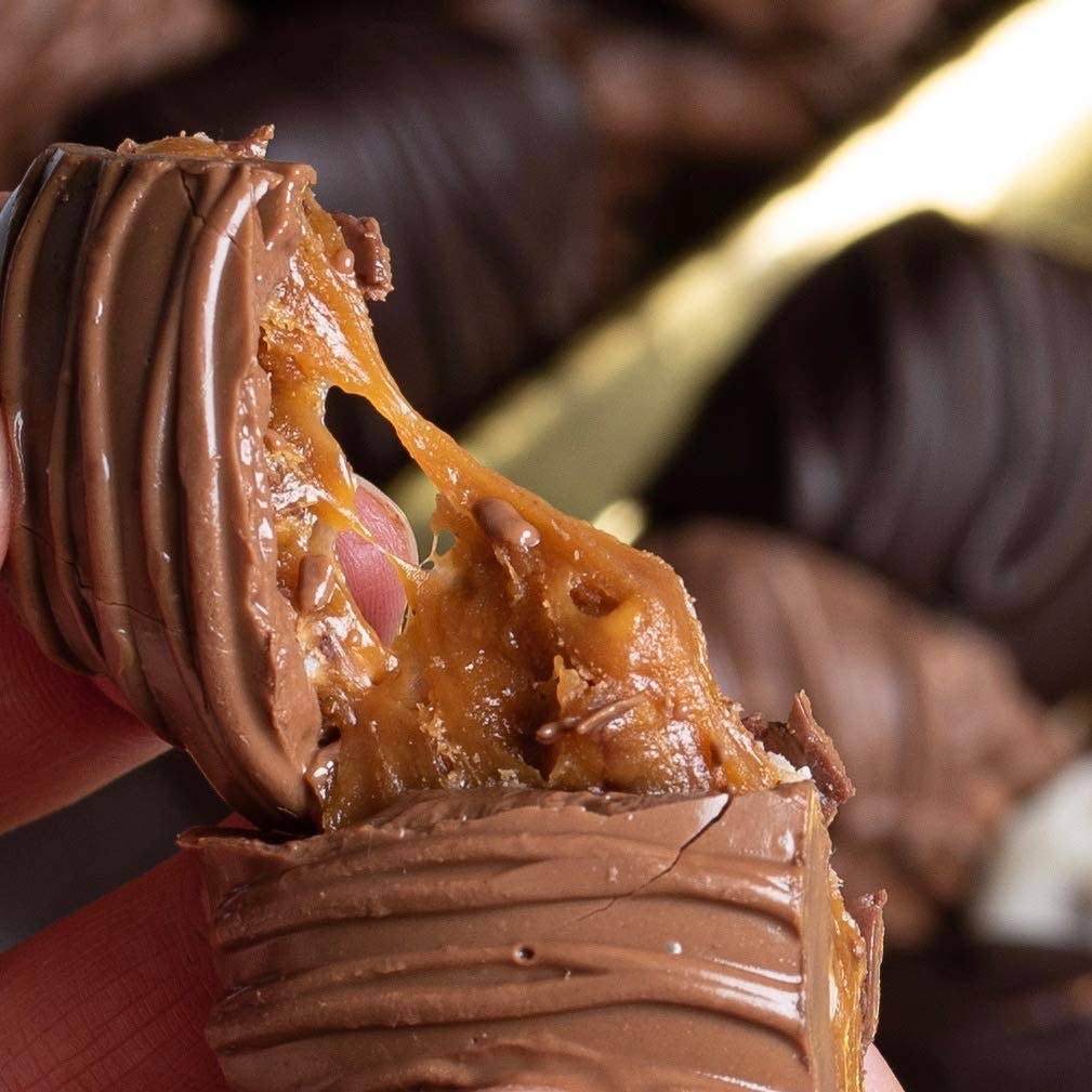 Bonnie & Pop - Wholesale Chocolate Box - The Sweet & Salty Showstopper Gift Box2