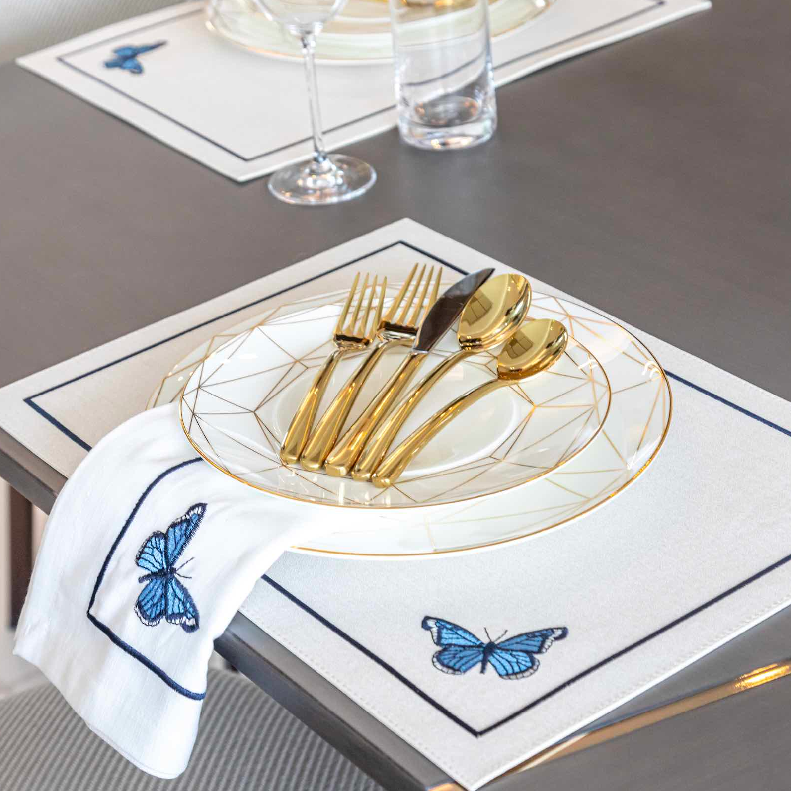 Bold Decor – Guardanapo e pano de jantar por atacado – Guardanapo Bordado Capri4