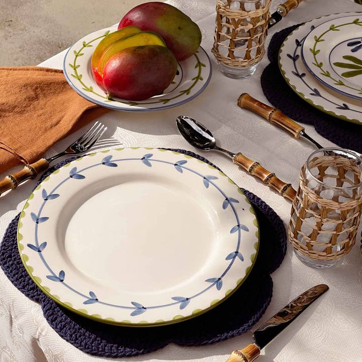 Valsa Home - Wholesale Dinner Plate - Banana Dinner Plate - WS1