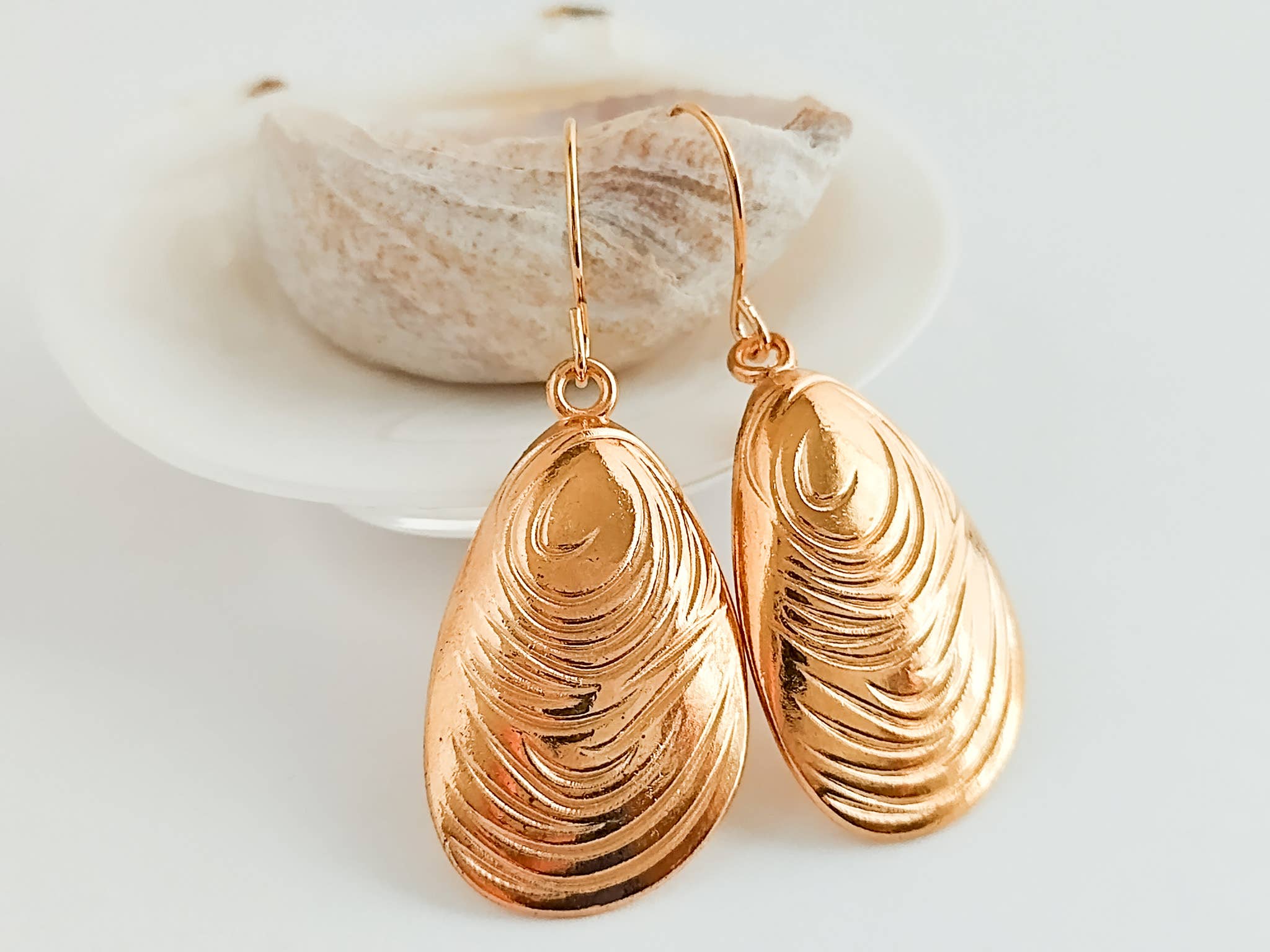 Piccadilly Pendants - Wholesale Dangle earrings - Mussel Shell Earrings, Nautical Earrings, Coastal Jewelry 6