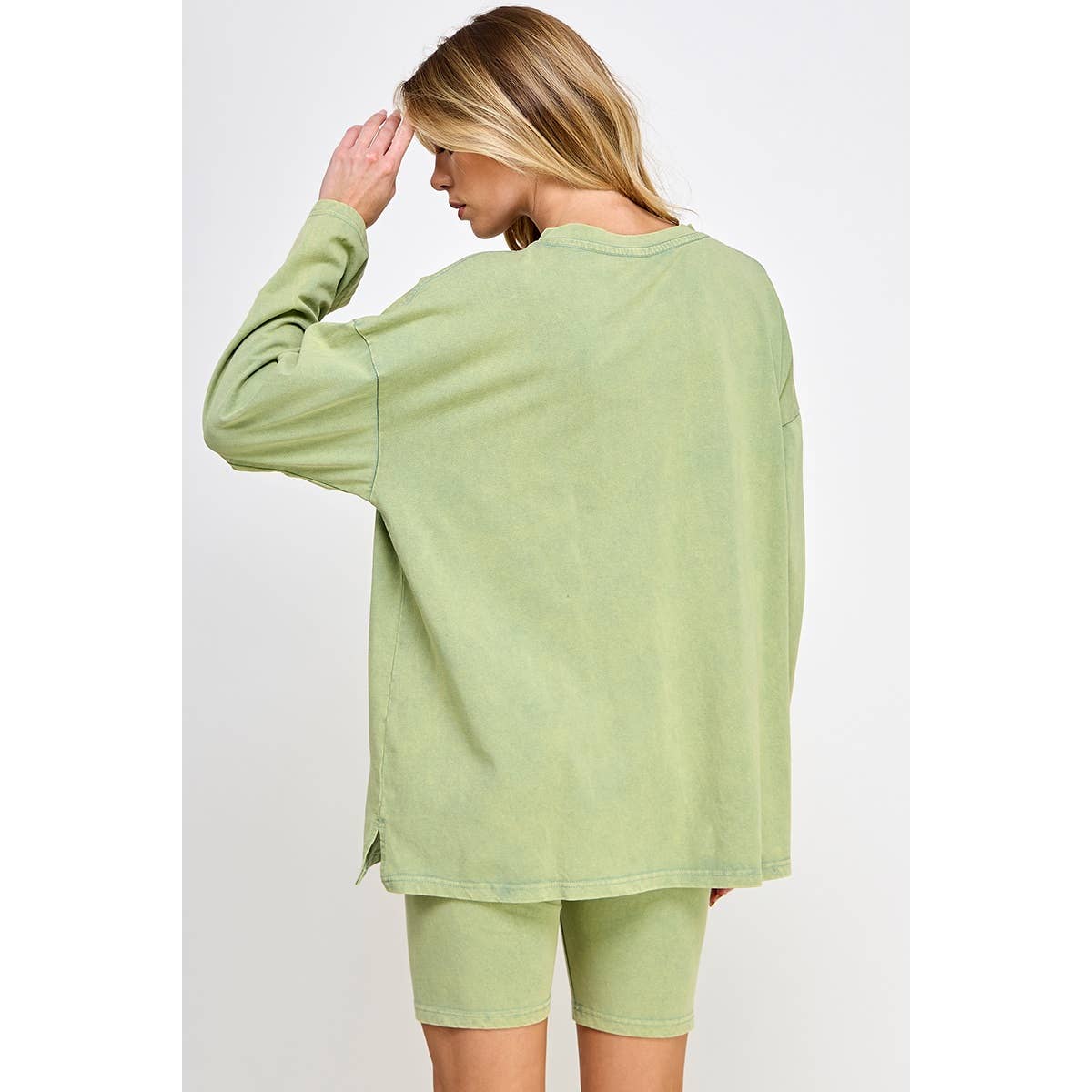 Sweet Generis - Wholesale Lounge Set - Women's - COTTON MINIERAL WASHED OVERSIZE TOP WITH CASUAL BIKER SHORT 34