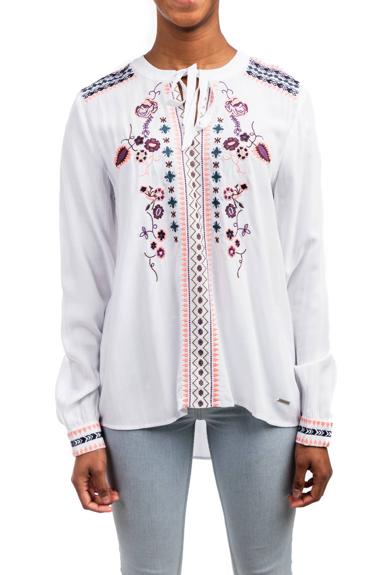 WHITE CLF182865 for wholesale on Faire0