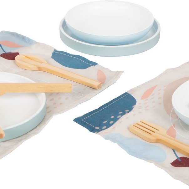 Crockery Set "tasty" for wholesale by small foot