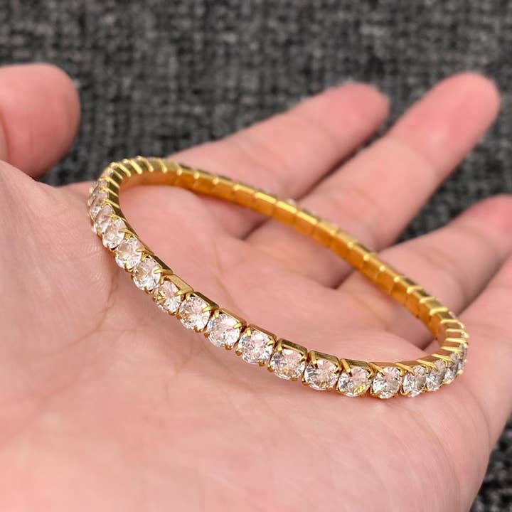 Mio Queena – wholesale Bangle bracelet – Sparkling Full CZ 18K Gold Plated SS elastic Bracelet - FGS1