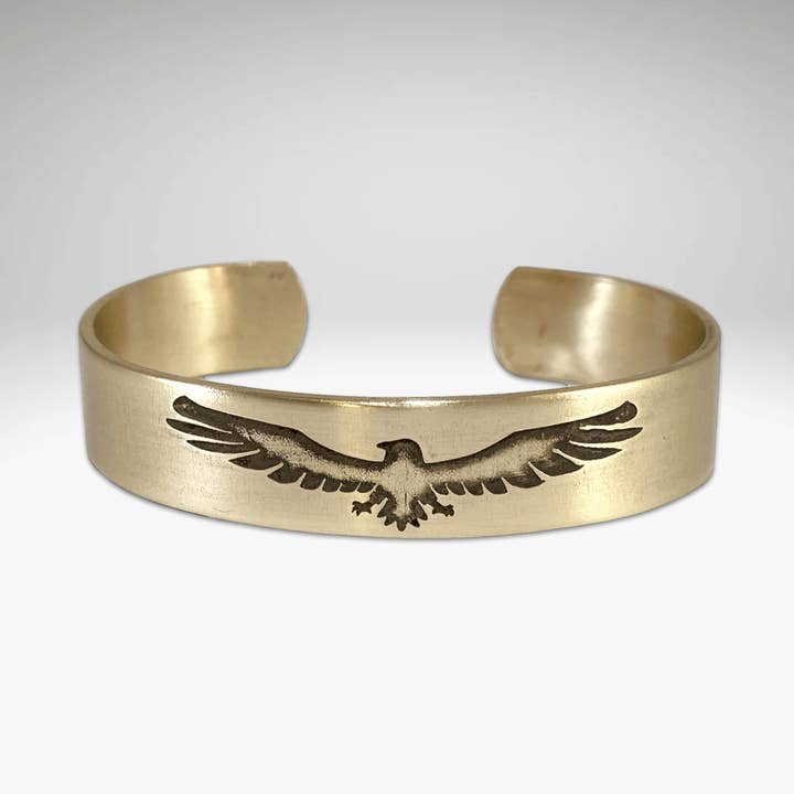 Bracelet manchette Freebird pour la vente par Daphne Lorna