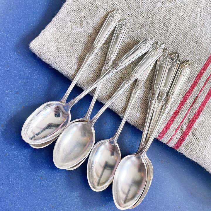 Set van 8 Demitasse-lepels van Hotel Commodore in NYC voor wholesale door Batterby House