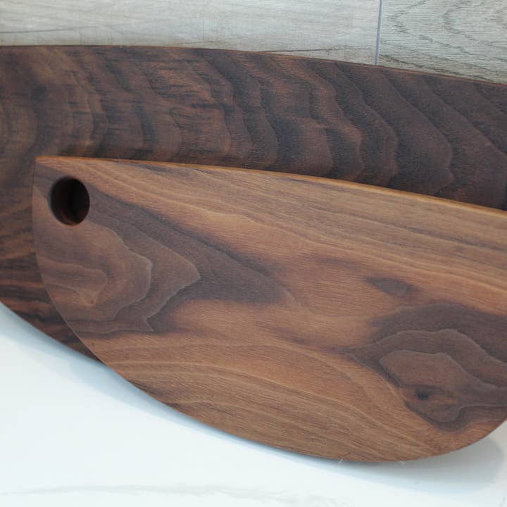 WELLB® Birdies Charcuterie Board (set of 2), serving board, walnut, single solid wood, abstract serving board for wholesale by WELLB®️