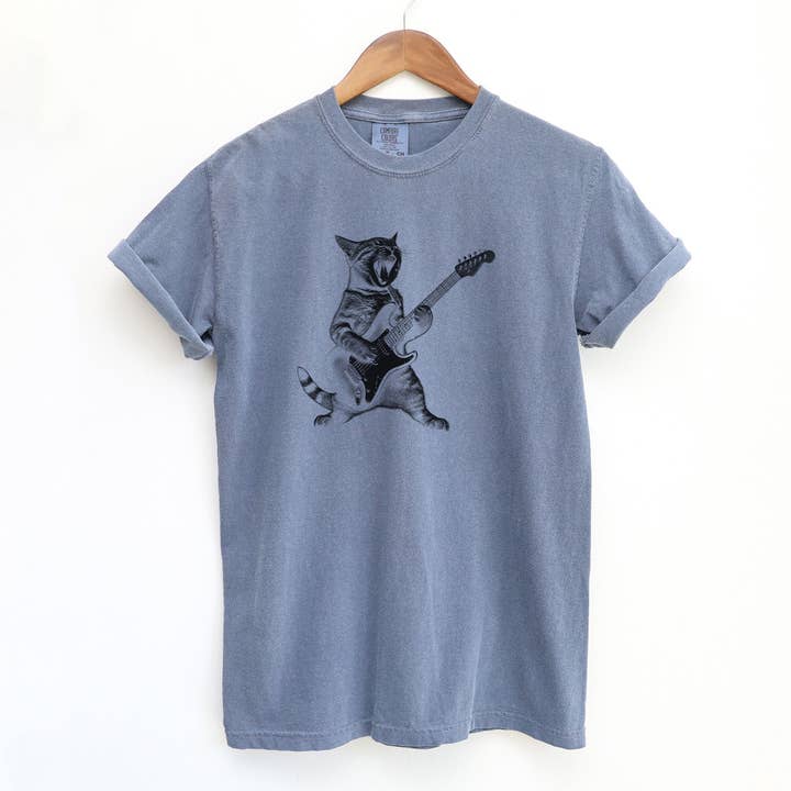 Blue Giraffe Inc – wholesale Screen printed t-shirt – unisex – Cat Playing Guitar T-Shirt4
