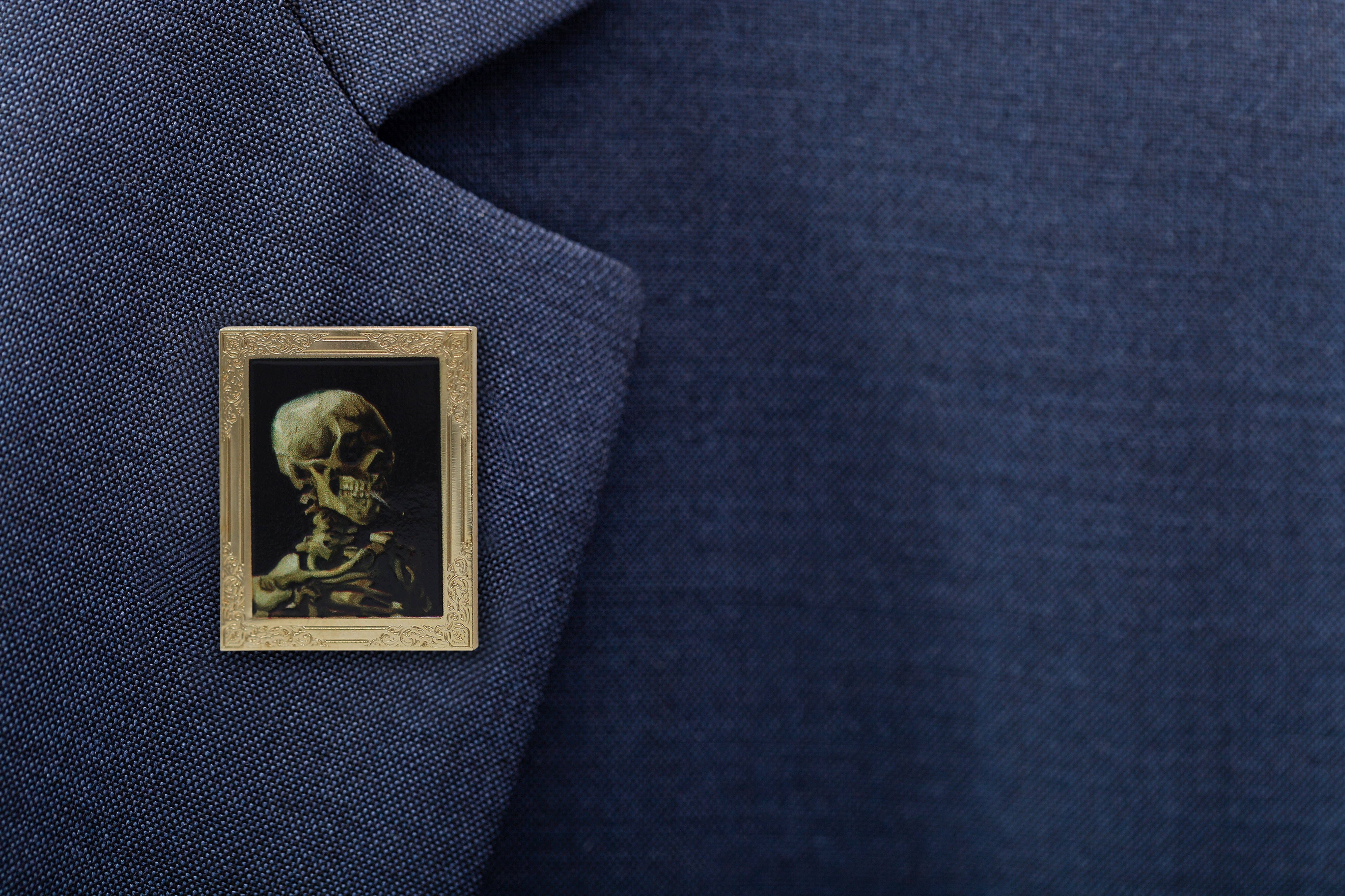 Real Sic – wholesale Lapel pin/button – Skull of a Skeleton with Burning Cigarette Art Enamel Lapel3