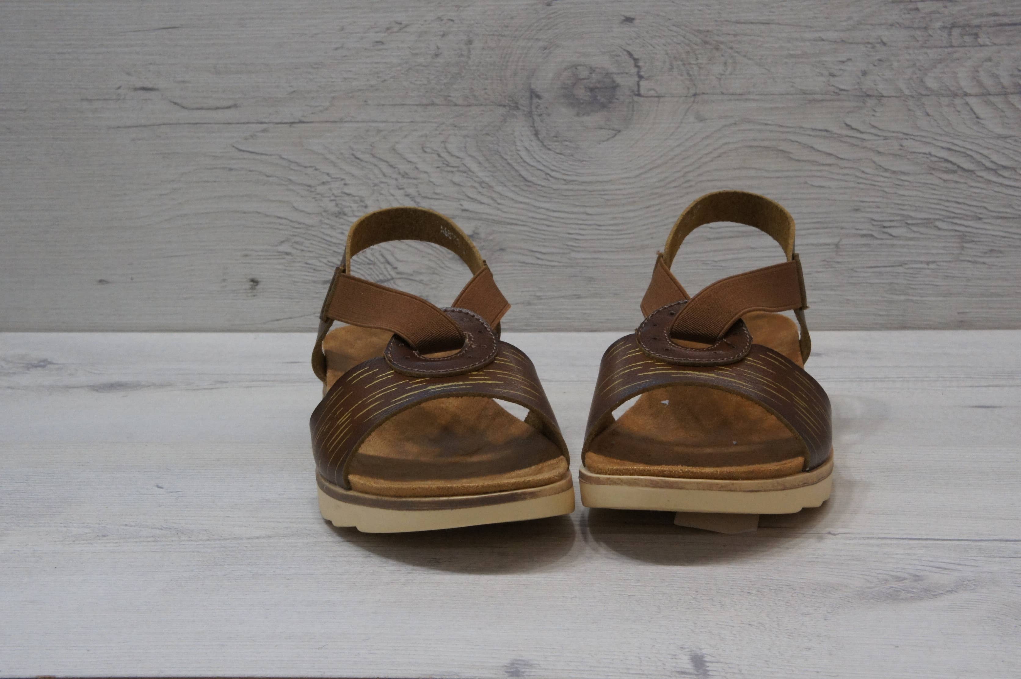 Top Staka – wholesale Sandals – Women's – A68159 Women's Plain Simple Circular Elastic Strap Sandals21