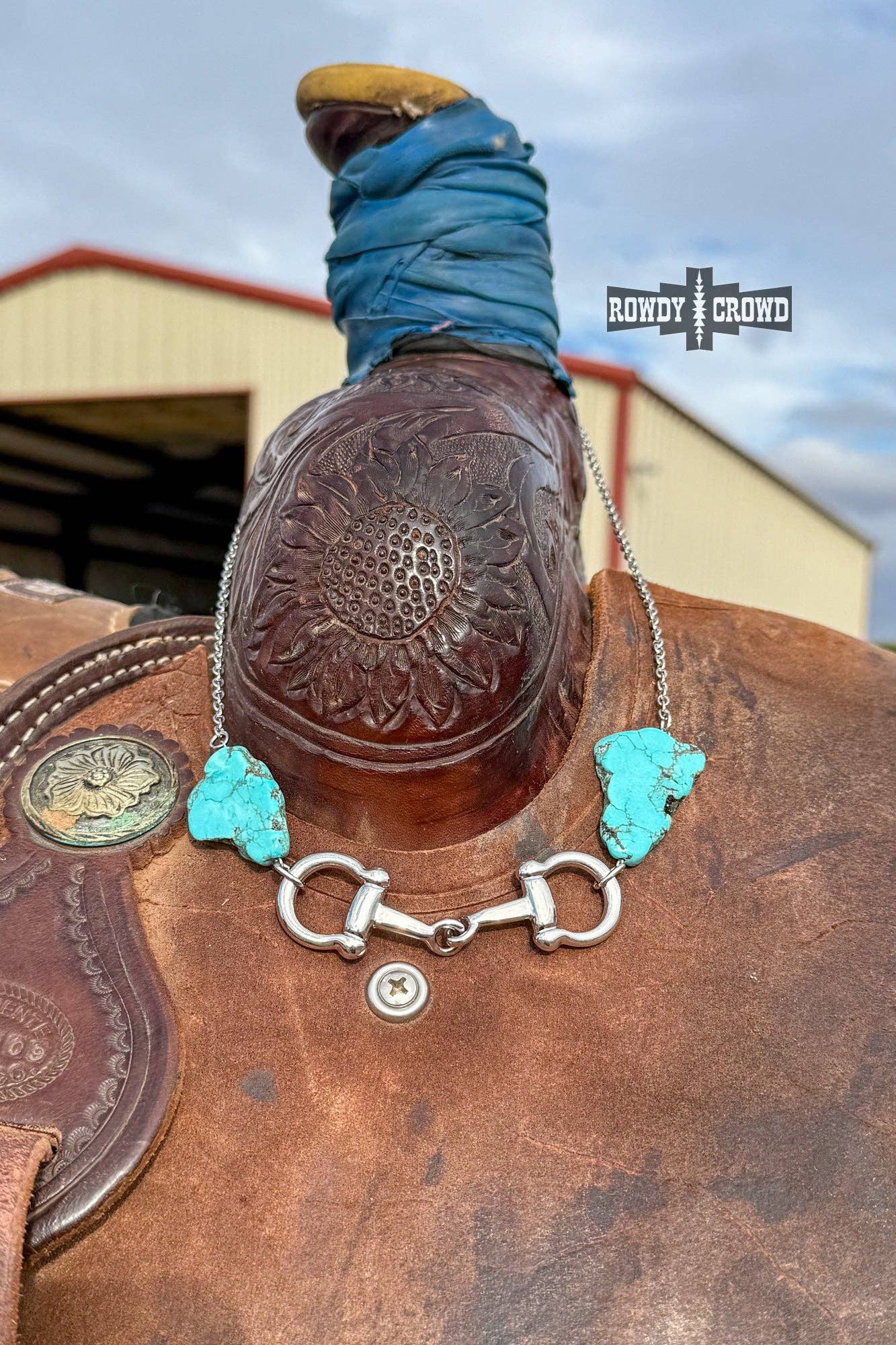 Rowdy Crowd Clothing - Vente Colliers à pendentif - Collier en perles turquoise1
