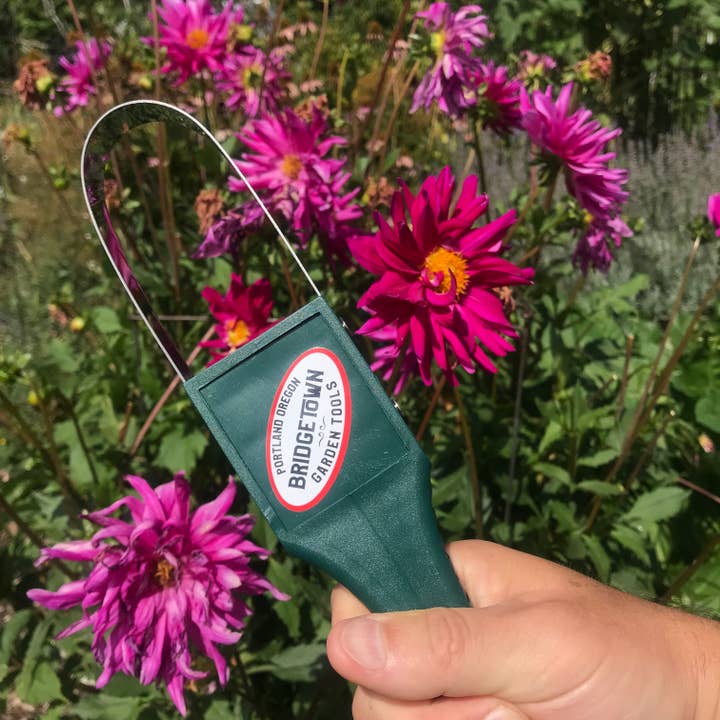 Bridgetown Garden Tools - Wholesale Garden Tool - Garden Ninja Loop Weeder