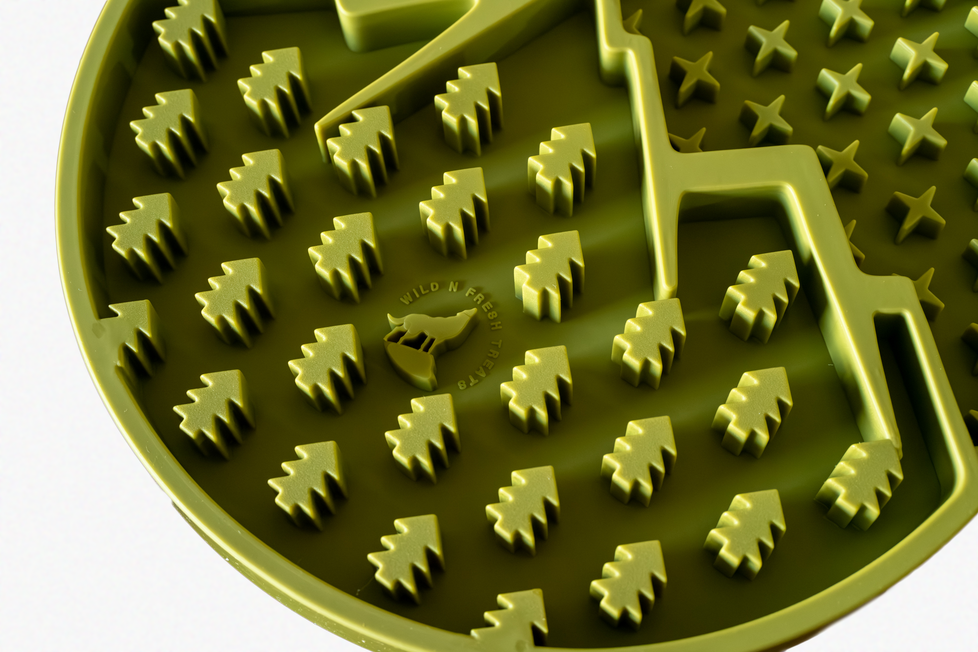 Wild n Fresh Treats - Wholesale Pet Food Mat - Dog - Mountain Grub Mat6