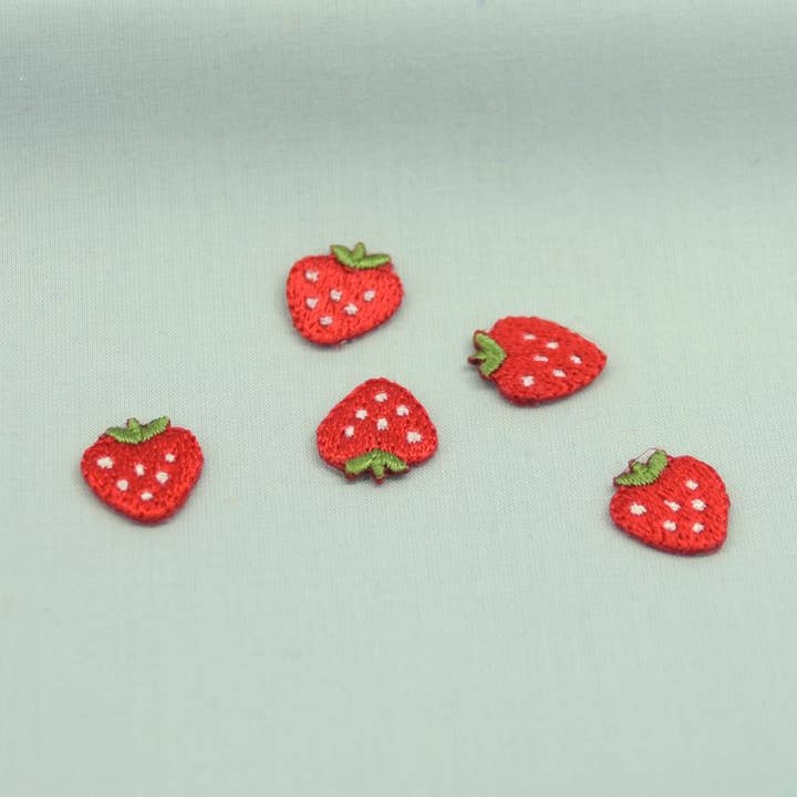 LA DROGUERIE - Vendita all'ingrosso Toppe - Stemma "Mini fragola"0