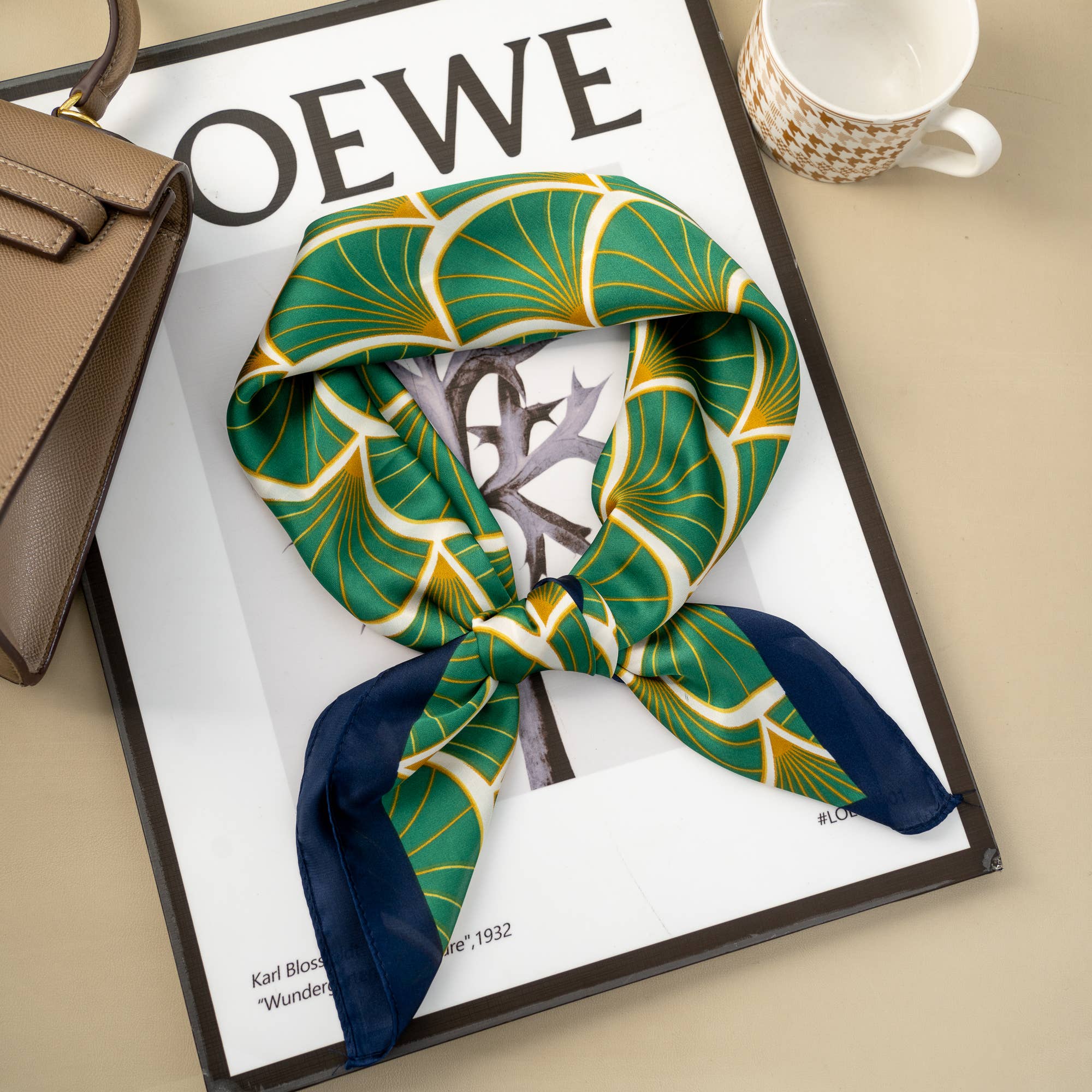 COSMOS - Wholesale Head Scarf - Women's - 70x70 Silk Effect Square Scarf – Fan Pattern, Accessory2