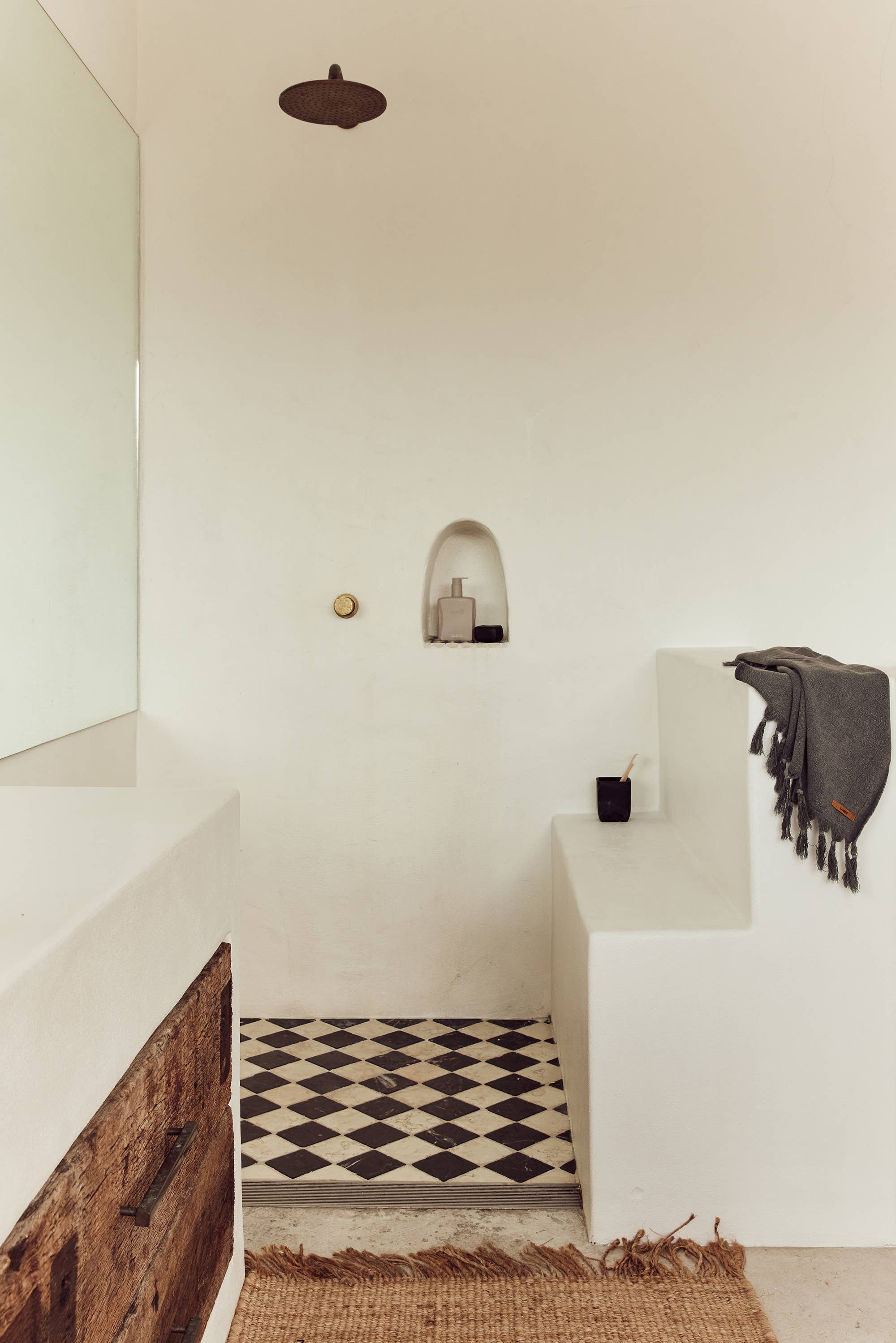 Saardé - Wholesale Zeepblok - Olive Oil Bar Soap | Geactiveerde houtskool4